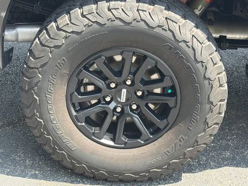Used 2019 Ford F150 Raptor w/ Equipment Group 802A Luxury AWD/4WD image 19