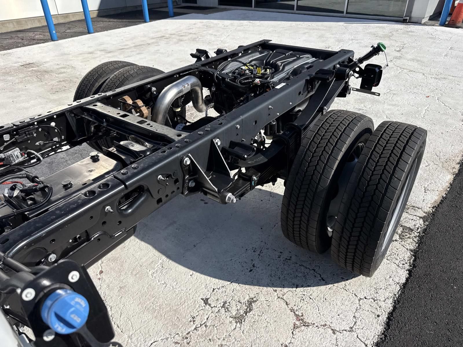 New 2026 Ford F550 4x4 SuperCab Super Duty image 12