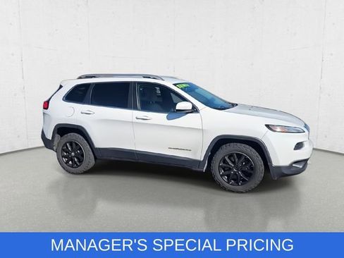Used 2015 Jeep Cherokee Latitude w/ Cold Weather Group image 2