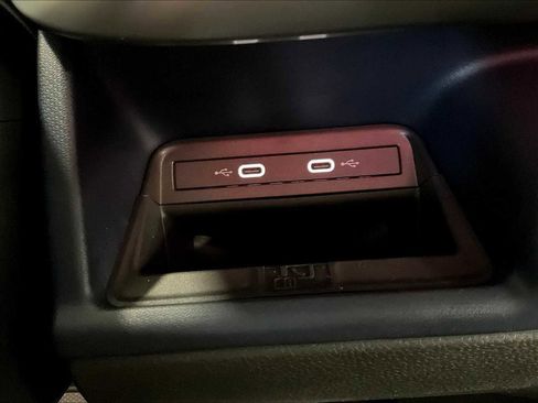 New 2025 Volkswagen ID. Buzz Pro S image 21