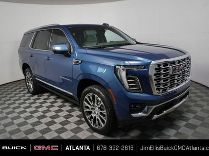 New 2026 GMC Yukon Denali w/ Sun & Power Step Package
