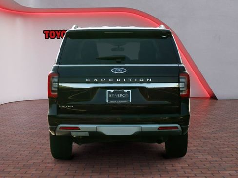 Used 2024 Ford Expedition Limited RWD image 7