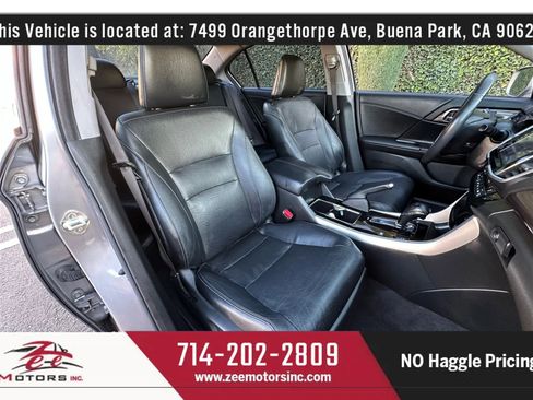 Used 2017 Honda Accord Touring image 21