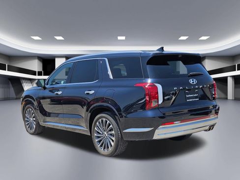 Used 2024 Hyundai Palisade Calligraphy FWD image 4