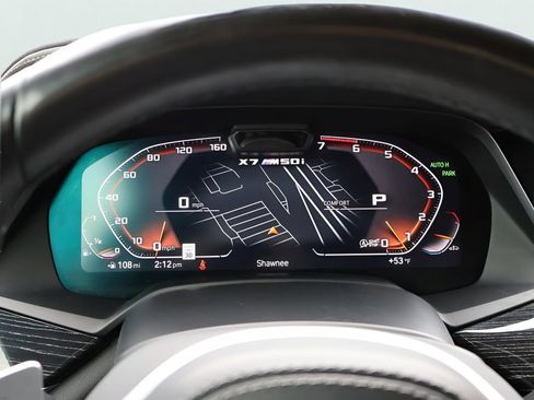 Used 2022 BMW X7 M50i w/ Dynamic Handling Package image 32