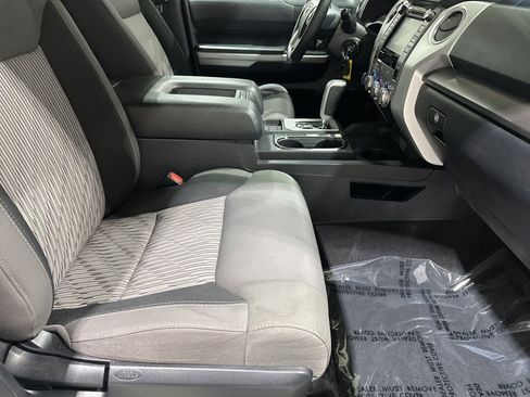 Used 2017 Toyota Tundra SR5 w/ TRD Off Road Package image 16