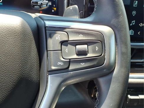 Used 2025 Chevrolet Silverado 1500 LT Trail Boss w/ Convenience Package II AWD/4WD image 15