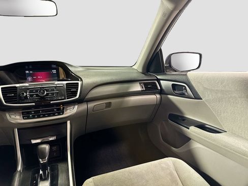 Used 2013 Honda Accord LX image 23