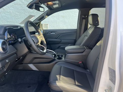 Used 2026 Chevrolet Colorado LT w/ LT Convenience Package image 4