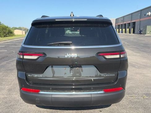 Used 2023 Jeep Grand Cherokee L Limited AWD/4WD image 4