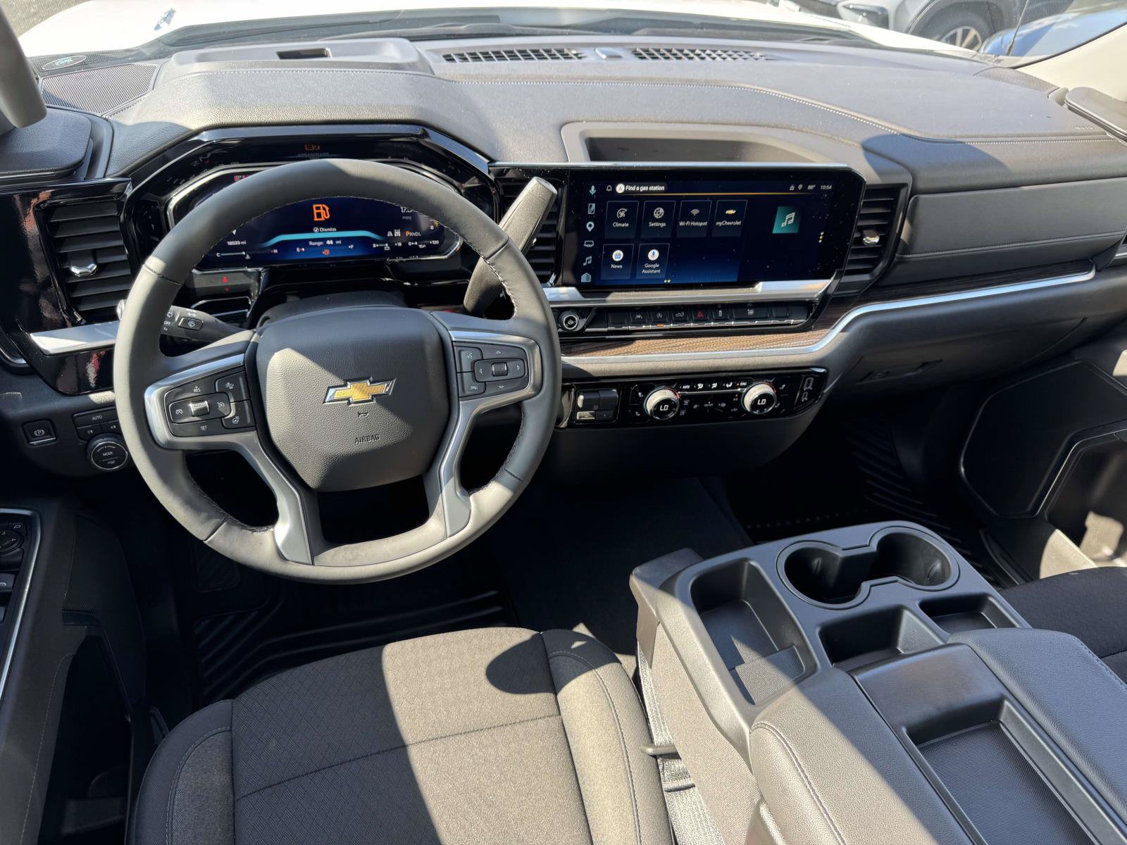 Used 2026 Chevrolet Silverado 1500 LT AWD/4WD image 8