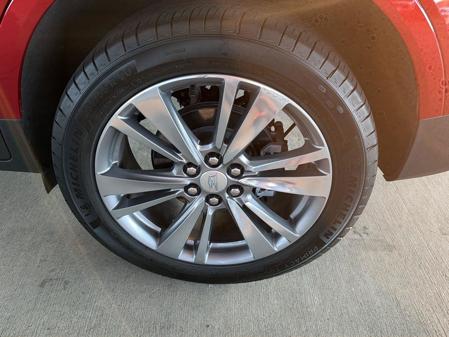 Used 2025 Cadillac XT5 Premium Luxury AWD/4WD image 8