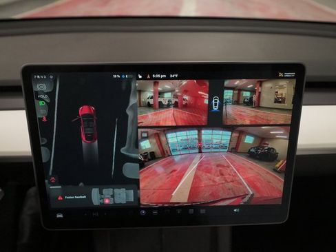 Used 2025 Tesla Model Y Long Range image 25