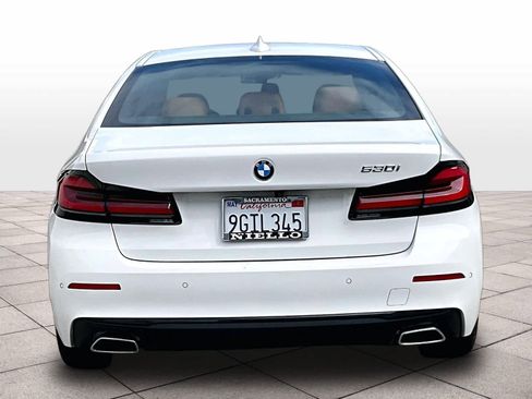 Used 2023 BMW 530i w/ Convenience Package image 6