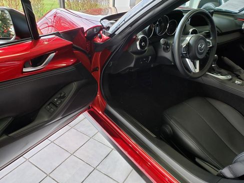 Used 2024 MAZDA MX-5 Miata Grand Touring image 8