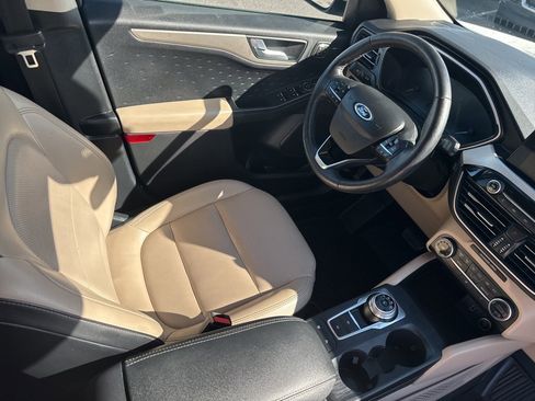 Used 2020 Ford Escape SEL image 26