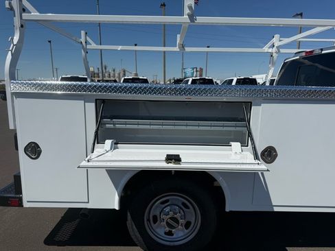 New 2026 Ford F350 XL w/ XL Chrome Package RWD image 8