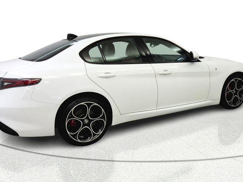 Used 2023 Alfa Romeo Giulia Ti w/ Active Assist Plus Package AWD/4WD image 7