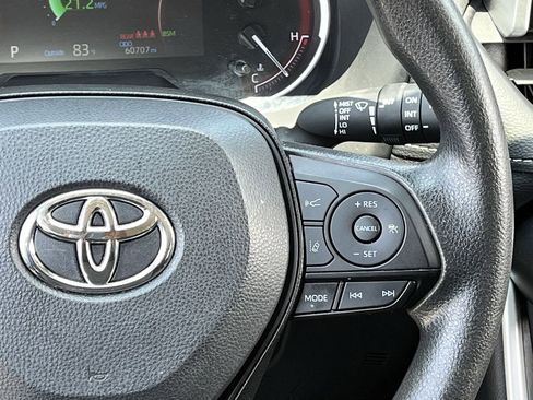 Used 2024 Toyota RAV4 XLE FWD image 14