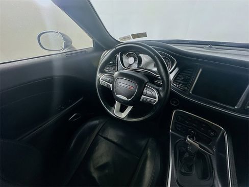 Used 2018 Dodge Challenger SXT Plus image 9