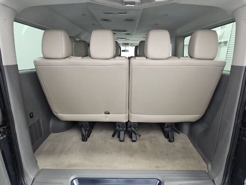 Used 2017 Nissan NV 3500 SL RWD image 29