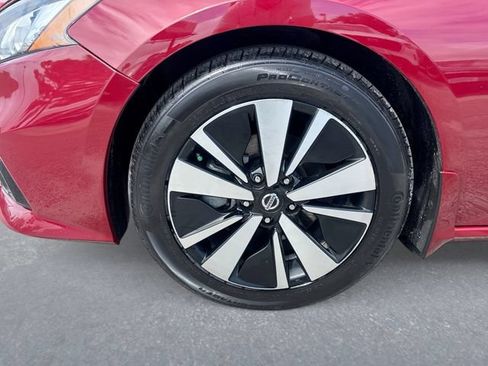 Used 2021 Nissan Altima 2.5 SL FWD image 10