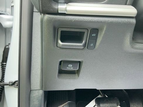 New 2026 Ford Expedition Active RWD image 12