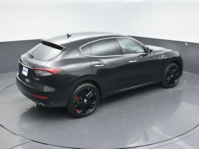 Used 2023 Maserati Levante GT AWD/4WD image 44