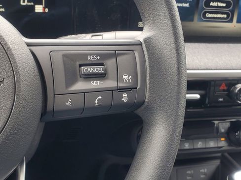 New 2026 Nissan Kicks SV AWD/4WD image 18