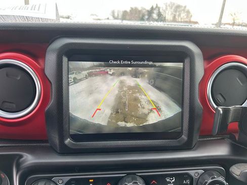 Certified 2018 Jeep Wrangler Unlimited Rubicon w/ Dual Top Group image 13