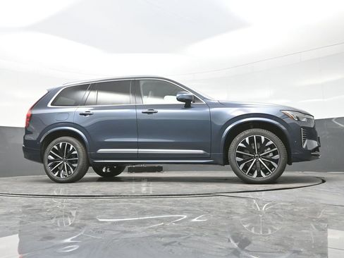 New 2026 Volvo XC90 T8 Plus w/ Protection Package Premier image 15