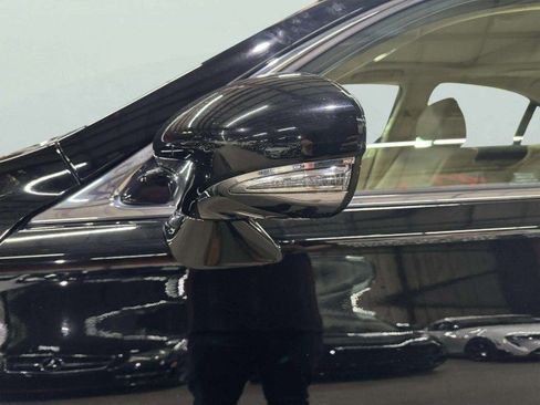 Used 2014 Lexus LS 460 image 54