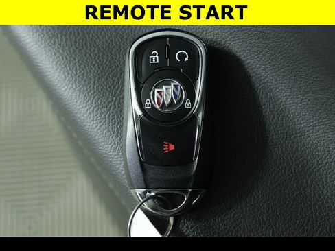 Used 2021 Buick Encore GX Select image 5