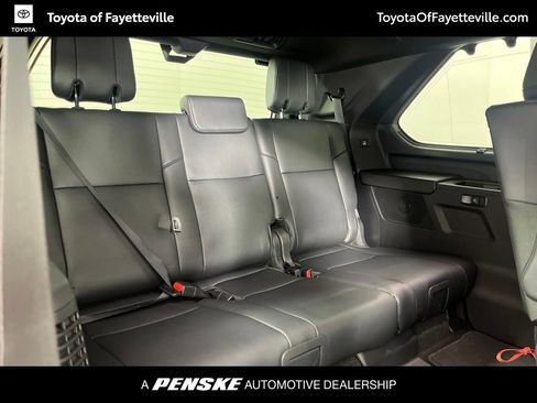 Used 2026 Toyota Sequoia Platinum AWD/4WD image 9
