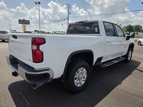 Used 2023 Chevrolet Silverado 2500 LT w/ Convenience Package AWD/4WD image 3