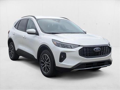 New 2024 Ford Escape SE image 7