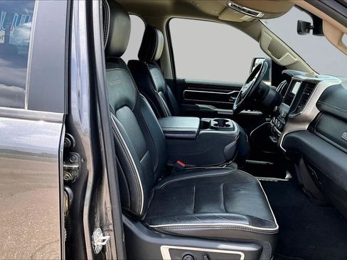 Used 2019 RAM 1500 Laramie AWD/4WD image 30