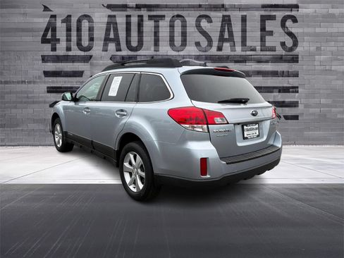 Used 2013 Subaru Outback 3.6R Limited AWD/4WD image 11