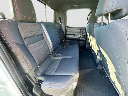 Used 2025 Nissan Frontier PRO-4X w/ Tow Package image 24