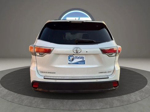 Used 2016 Toyota Highlander Limited Platinum image 6