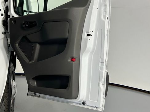 Used 2024 Ford Transit 150 Low Roof AWD image 9