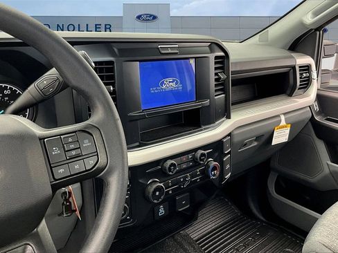 New 2026 Ford F350 XL w/ FX4 Off-Road Package image 5