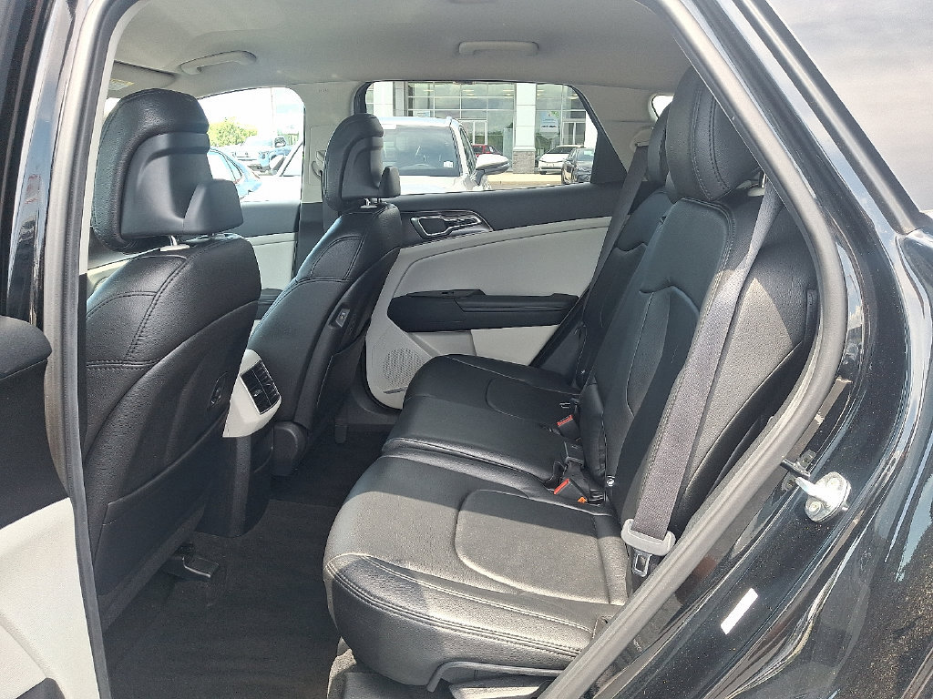 Used 2023 Kia Sportage EX FWD image 10