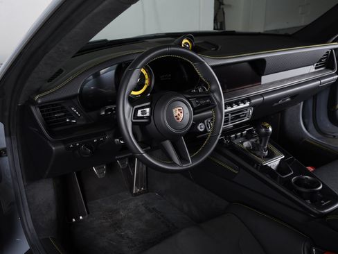 Used 2023 Porsche 911 GT3 RWD image 15