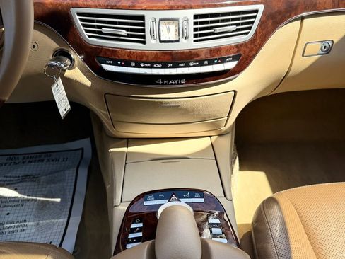 Used 2007 Mercedes-Benz S 550 4MATIC image 18