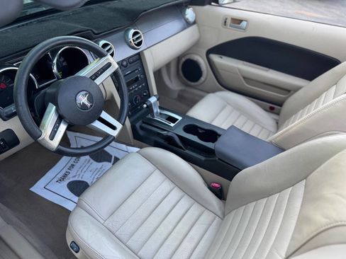 Used 2007 Ford Mustang GT Premium image 25