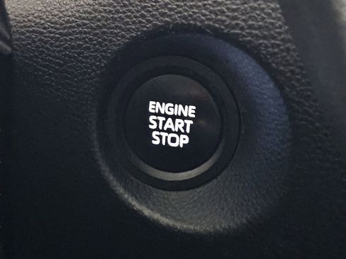 Certified 2024 Toyota Corolla Cross LE image 17