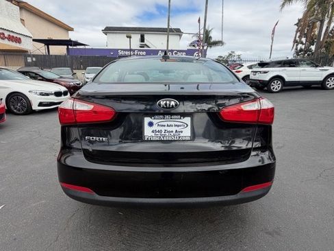 Used 2015 Kia Forte LX w/ Popular Package FWD image 3