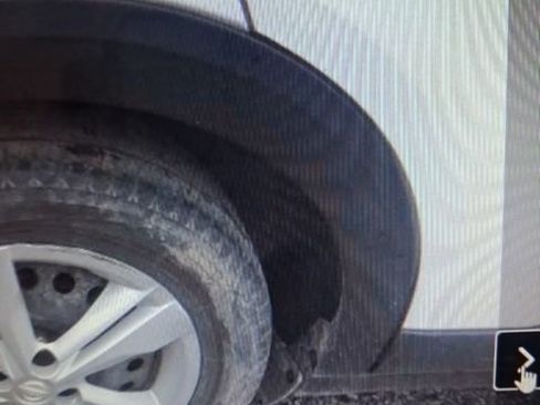 Used 2020 Nissan Kicks S FWD image 12