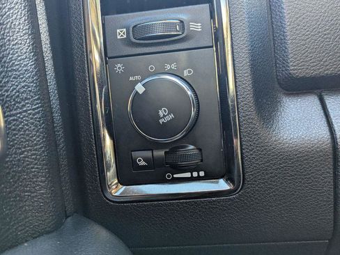 Used 2018 RAM 1500 Sport w/ Comfort Group image 38